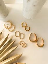 Load image into Gallery viewer, Scalloped Gold Hoop
