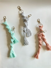 Load image into Gallery viewer, Macrame Keychain
